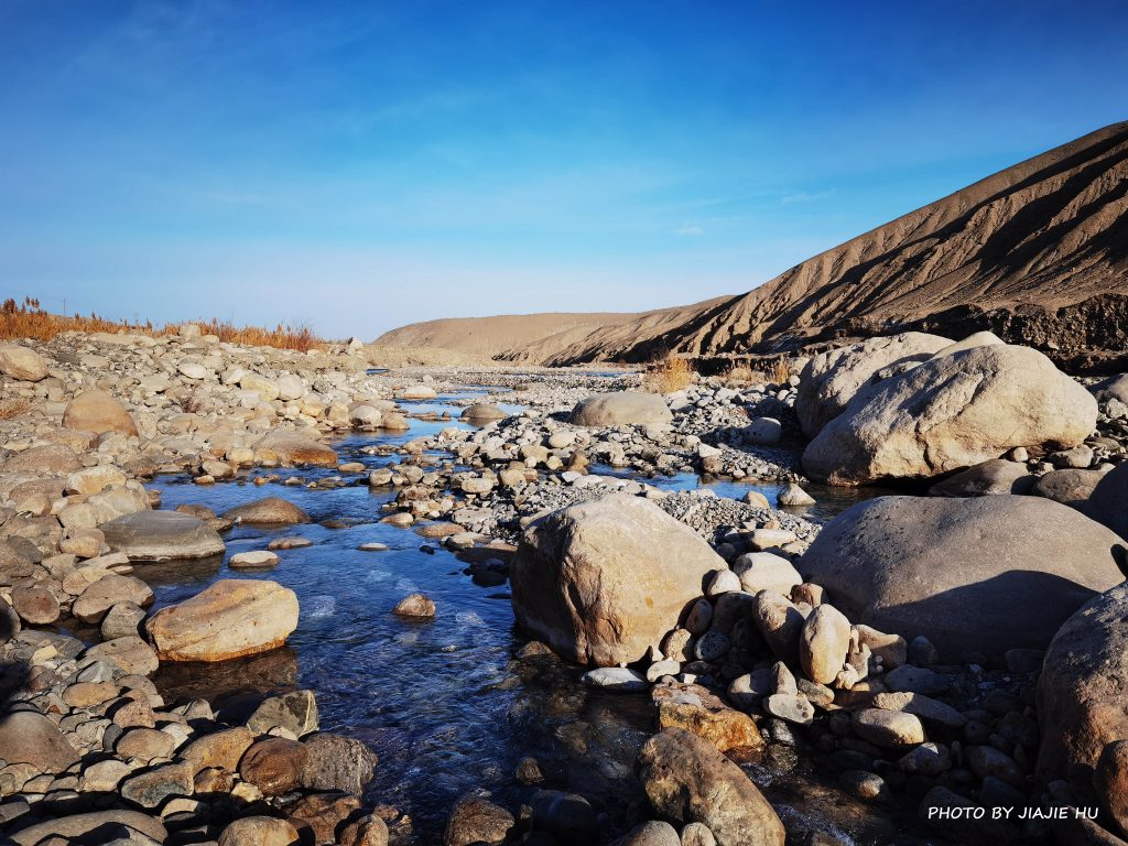 Milan River, Bayingolin, Xinjiang
